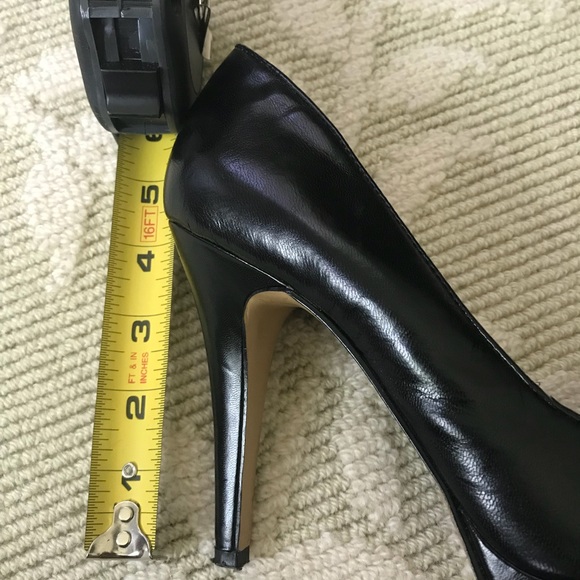 Nine West Peep Toe Heels with Rose - Picture 3 of 7